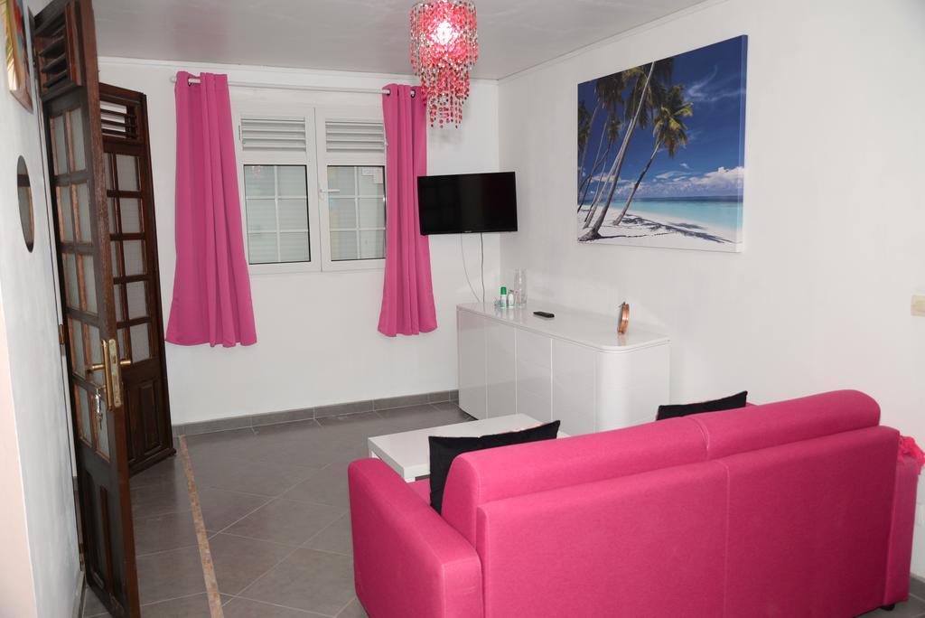 Residence Fruit De La Passion Rose Sainte-Anne Buitenkant foto