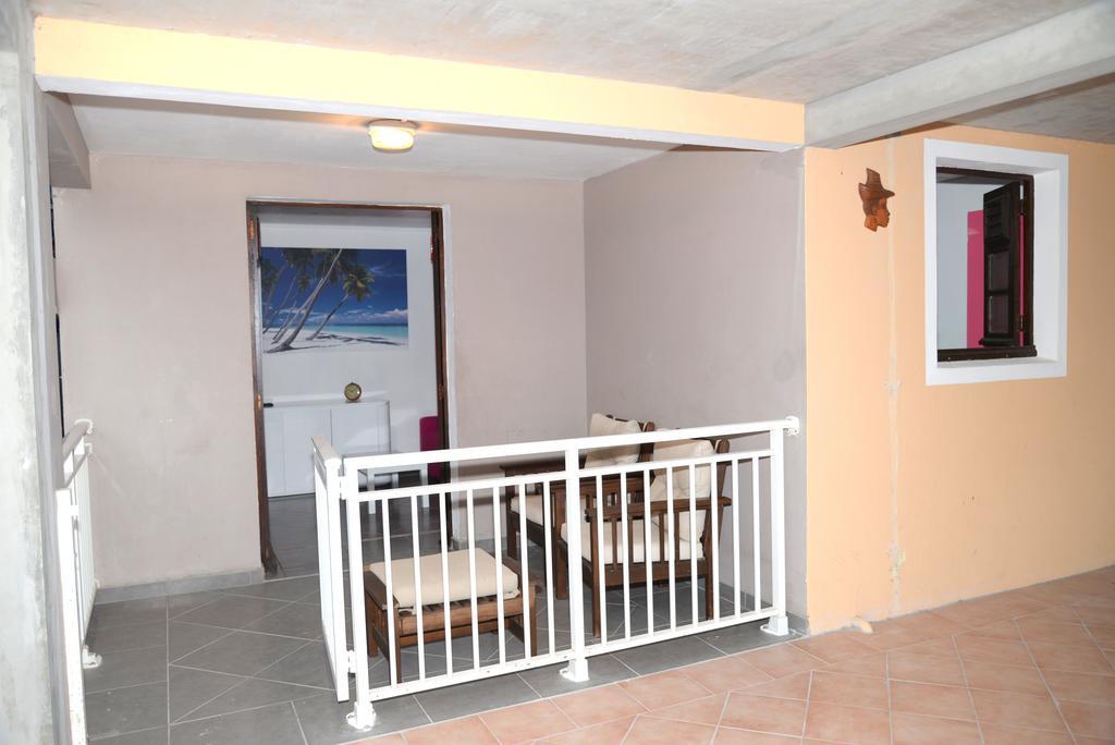 Residence Fruit De La Passion Rose Sainte-Anne Buitenkant foto